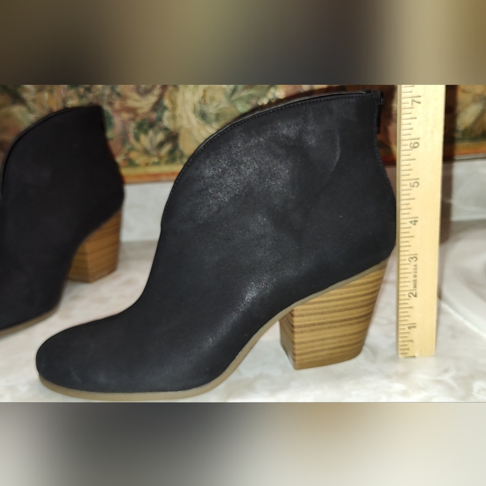 Ankle boots